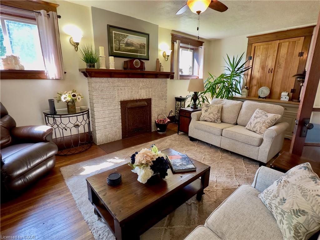 160 William Street Property Photo 7