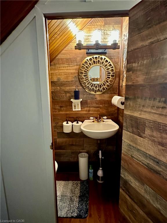 160 William Street Property Photo 11