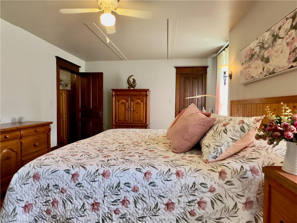 160 William Street Property Photo 24