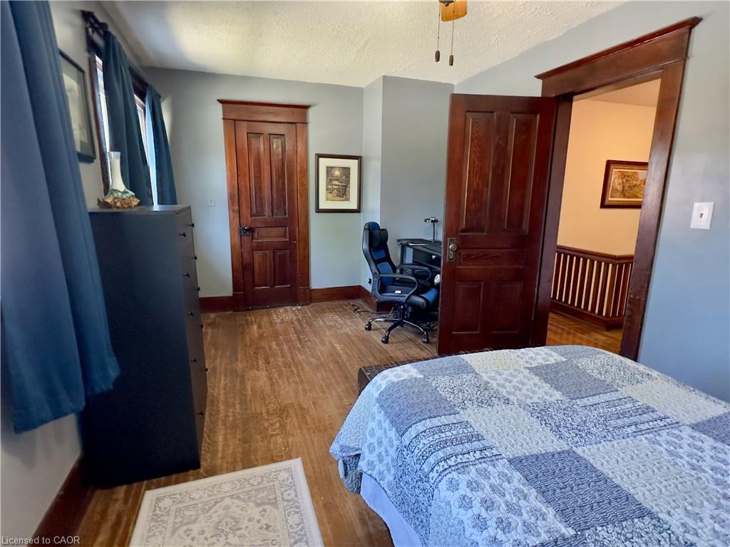 160 William Street Property Photo 29