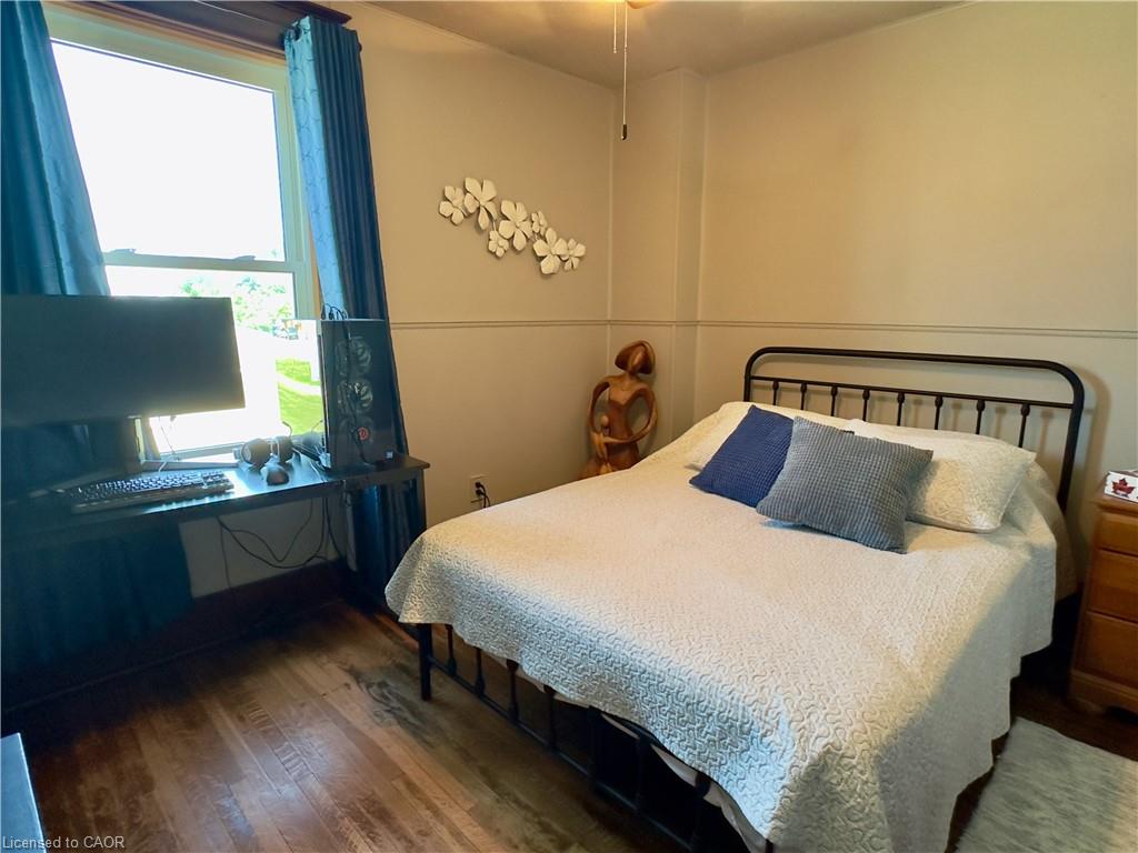 160 William Street Property Photo 31