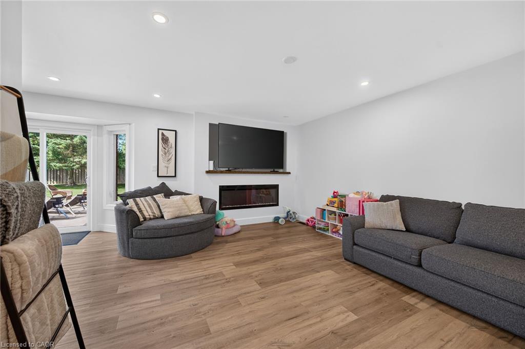 3 Kintyre Court Property Photo 18