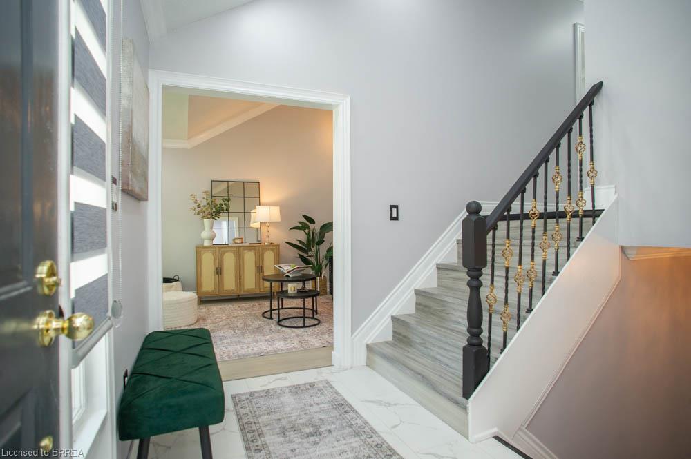 61 Leslie Avenue Property Photo 8