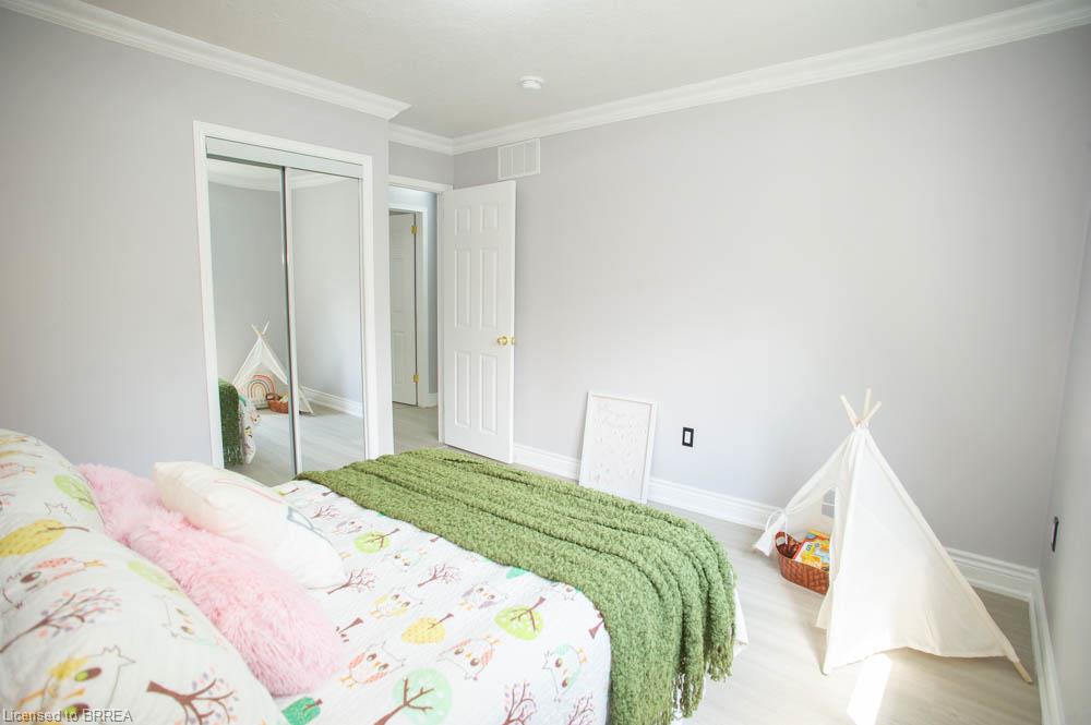 61 Leslie Avenue Property Photo 21