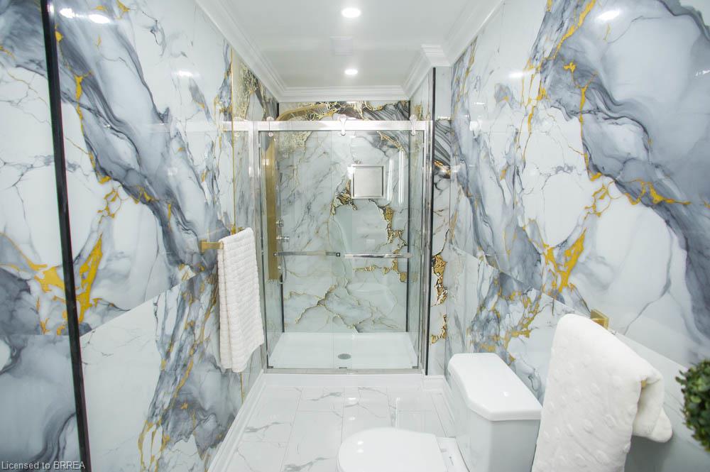 61 Leslie Avenue Property Photo 34