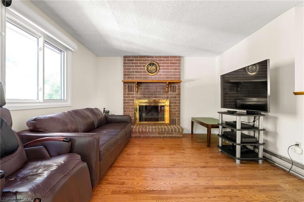 121 Imperial Road Property Photo 5