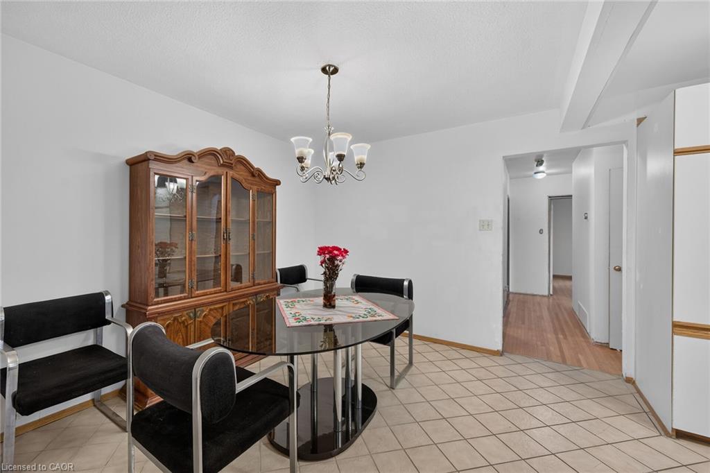 3239 Queen Frederica Drive Property Photo 18