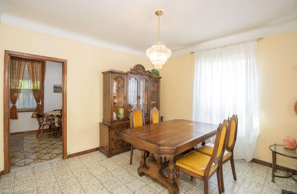 66 Sherman Avenue N Property Photo 12