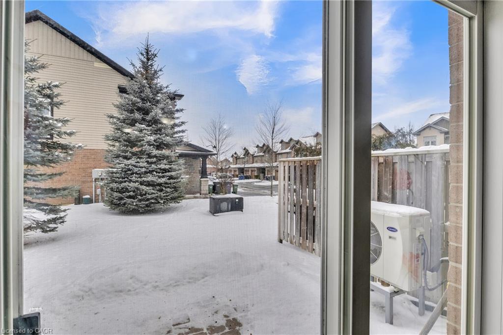 44 Arlington Crescent Property Photo 5