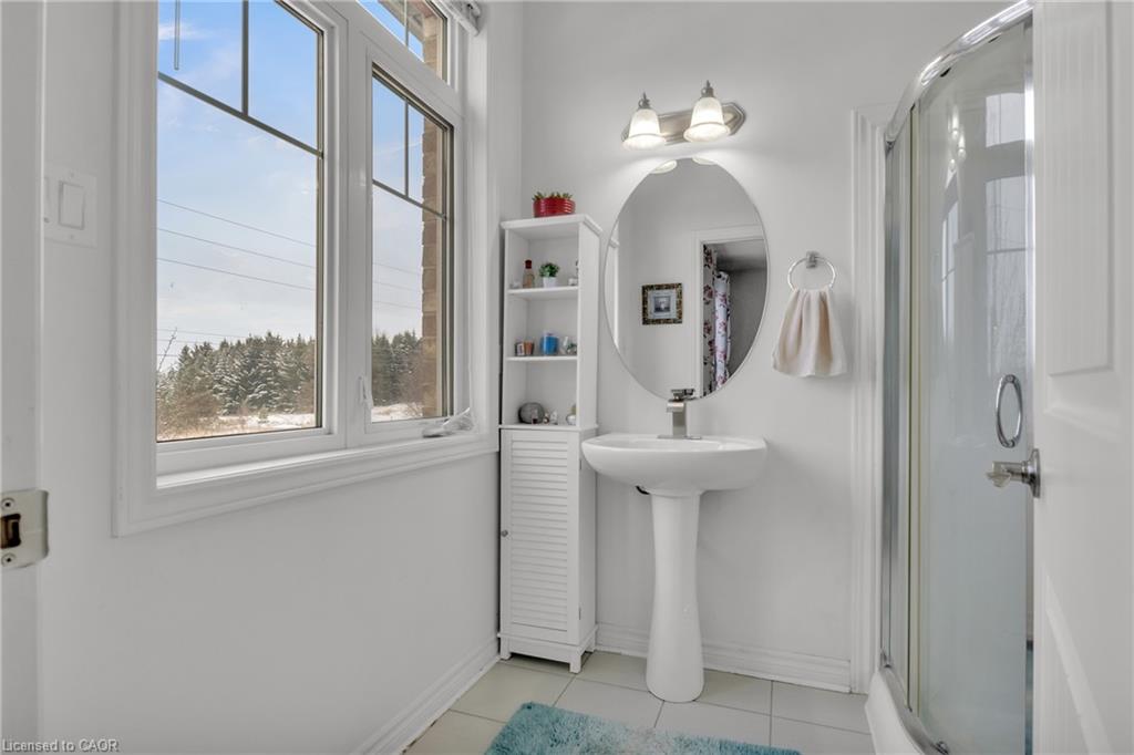 44 Arlington Crescent Property Photo 15