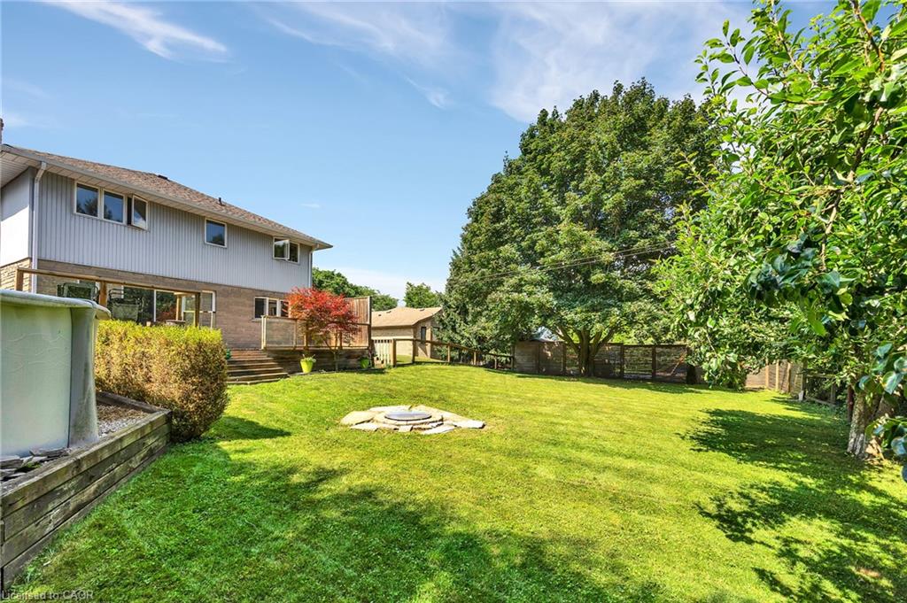 1 Danube Drive Property Photo 2