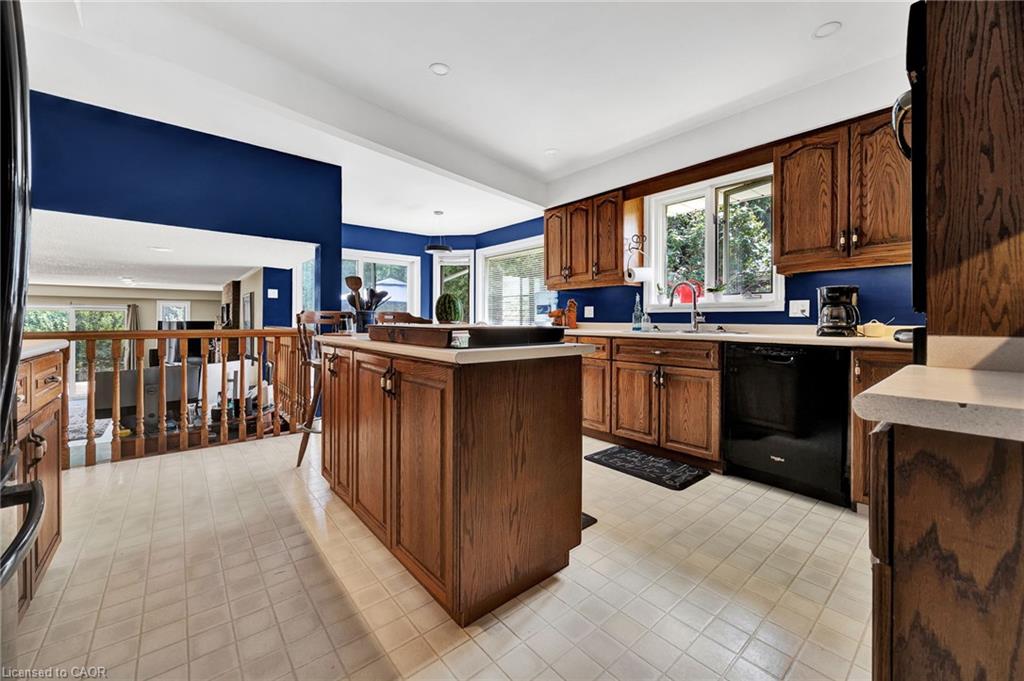 1 Danube Drive Property Photo 9