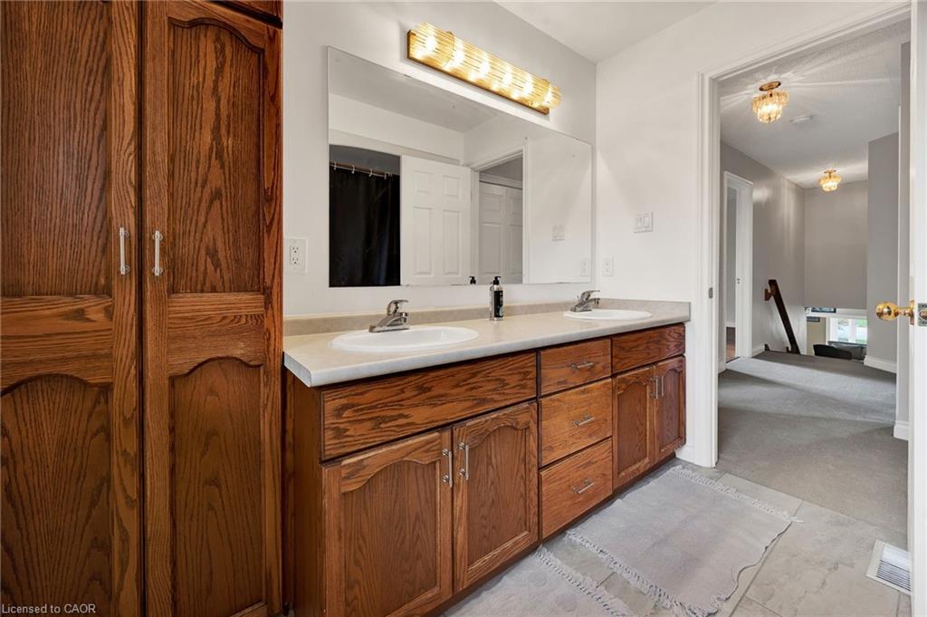 1 Danube Drive Property Photo 22