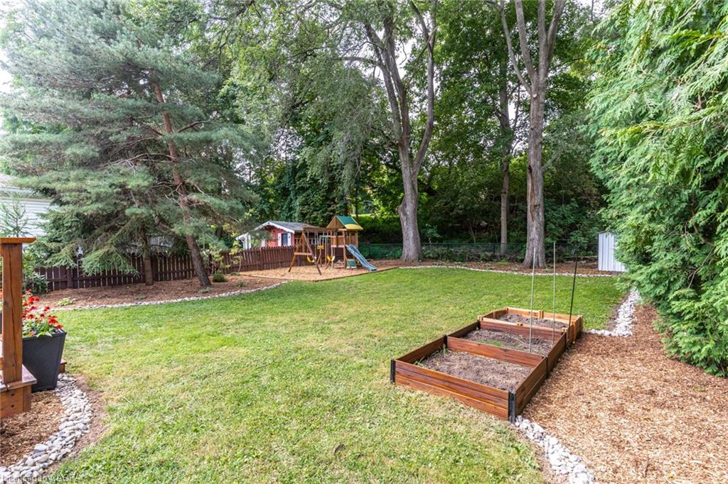 28 Helen Street Property Photo 42