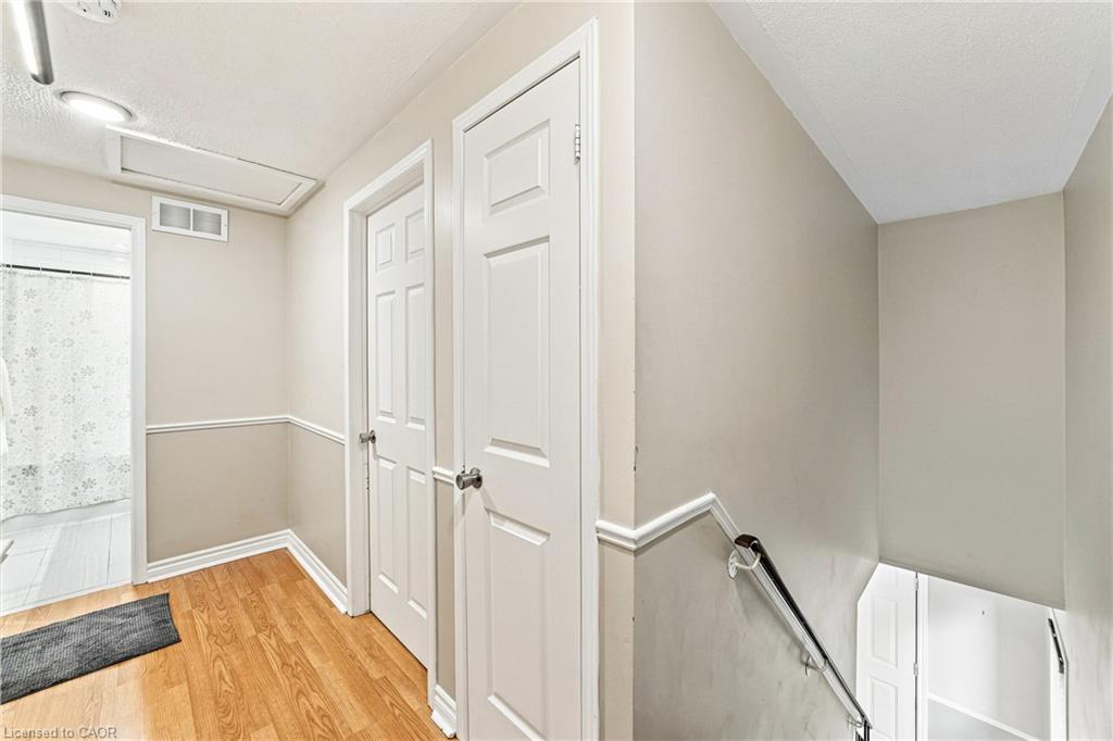 61-1270 Gainsborough Drive Property Photo 11