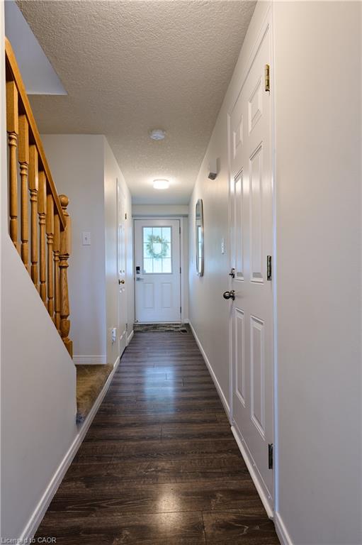 212 Red Clover Court Property Photo 5