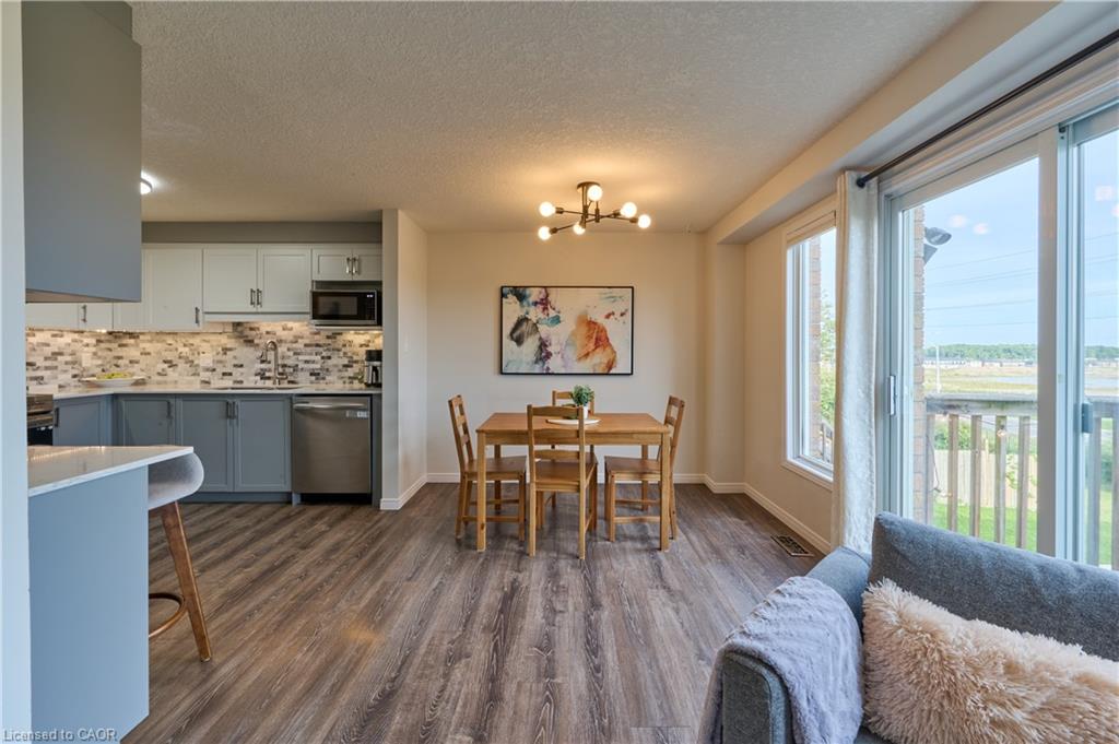 212 Red Clover Court Property Photo 10