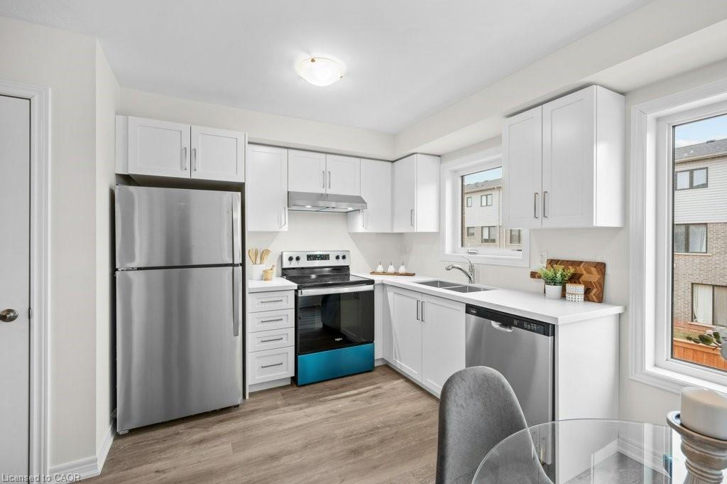 21b Bingham Road Property Photo 14