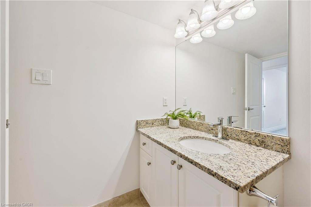 903-55 Yarmouth Street Property Photo 28