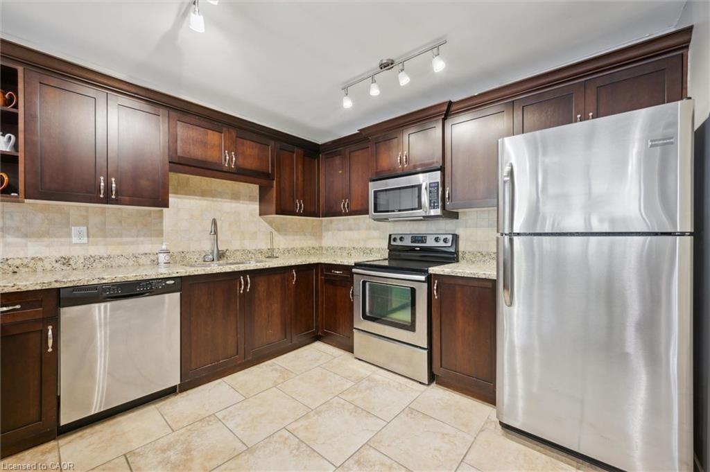 903-55 Yarmouth Street Property Photo 40