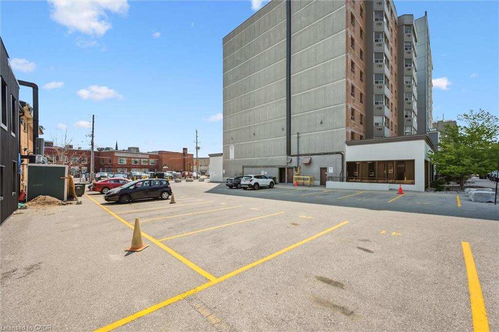 903-55 Yarmouth Street Property Photo 43
