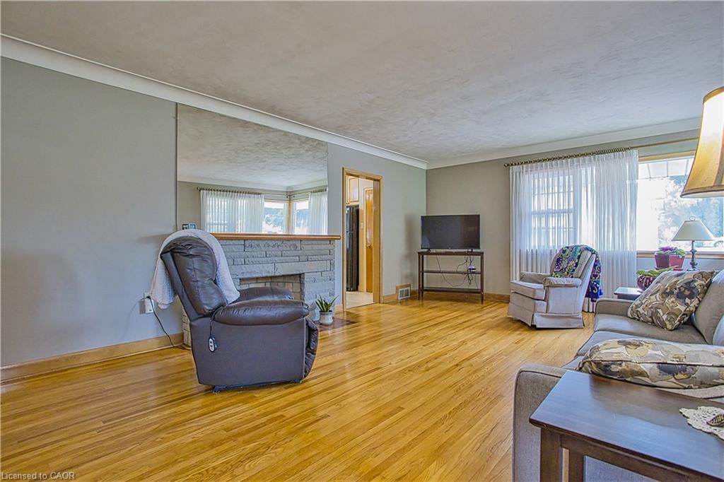 6 Cherrywood Avenue Property Photo 6