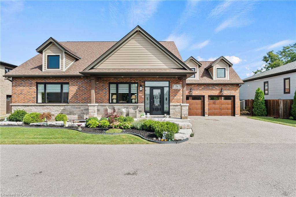 5B Wilholme Drive Property Photo 1