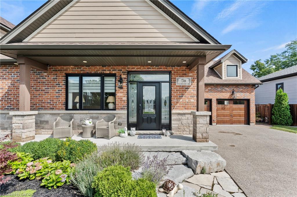 5b Wilholme Drive Property Photo 3