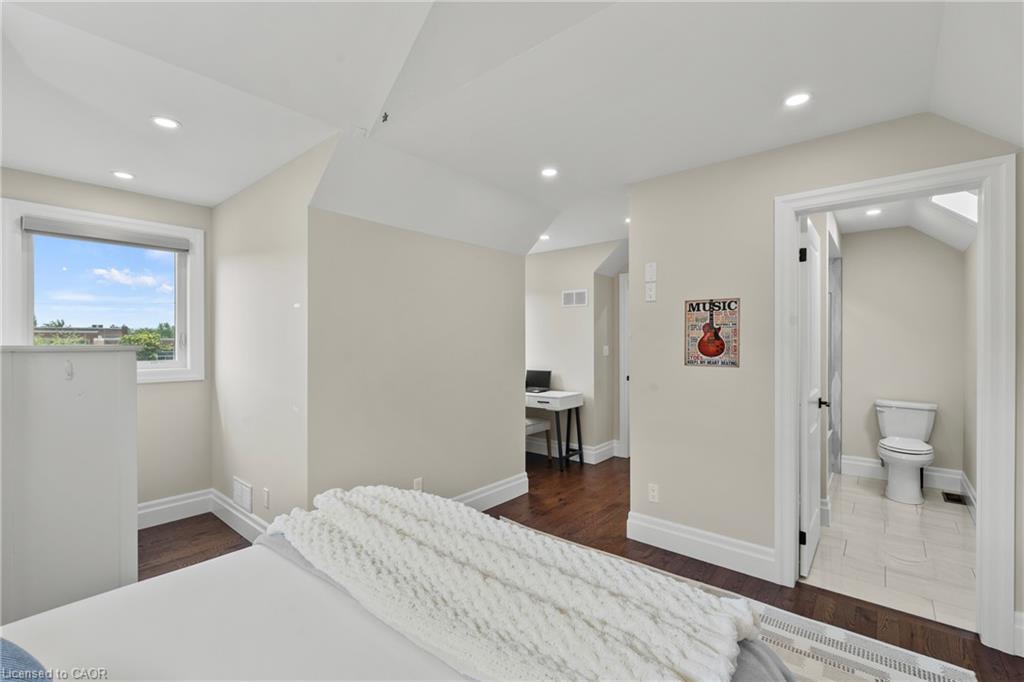 5b Wilholme Drive Property Photo 27