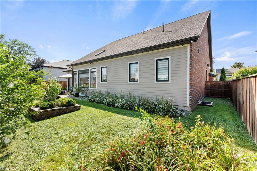 5b Wilholme Drive Property Photo 40