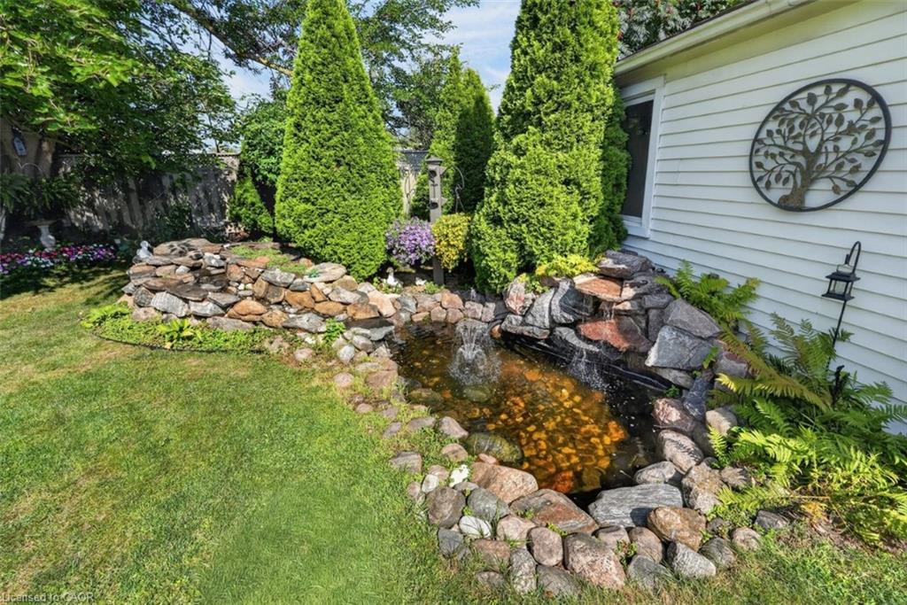 465 Springbank Crescent Property Photo 26