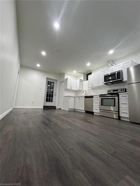 31 Sofitel Drive Property Photo 2