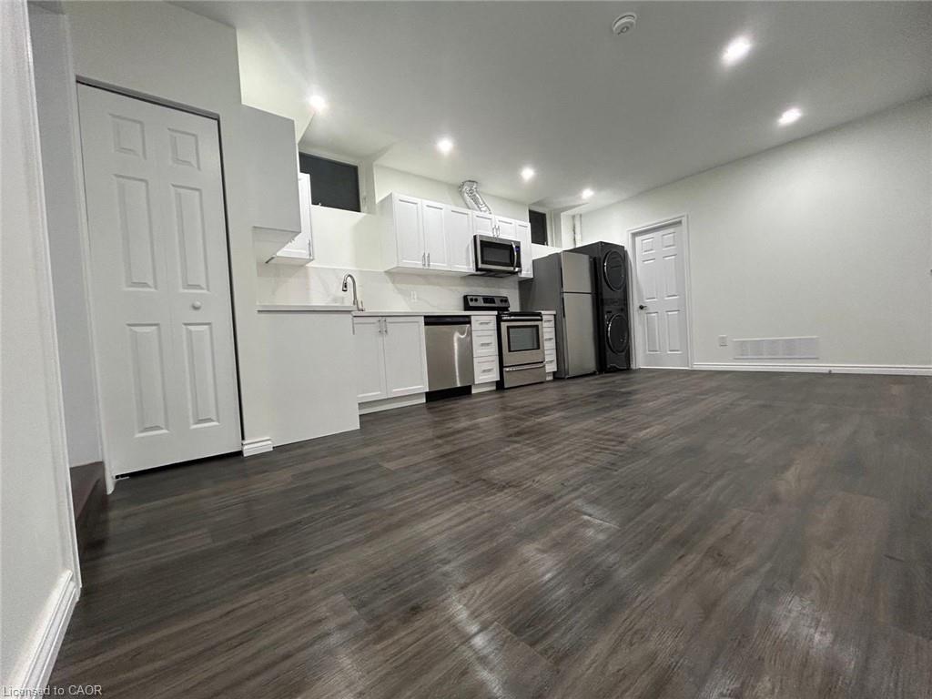 31 Sofitel Drive Property Photo 4