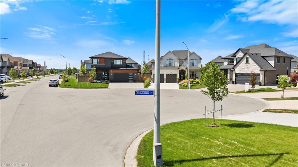 3 Delicious Court Property Photo 2