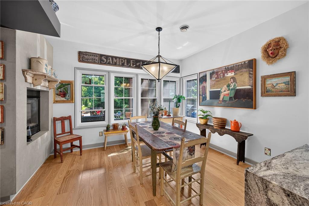 2074 Governors Road Property Photo 12