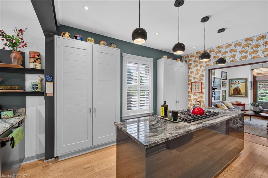 2074 Governors Road Property Photo 14