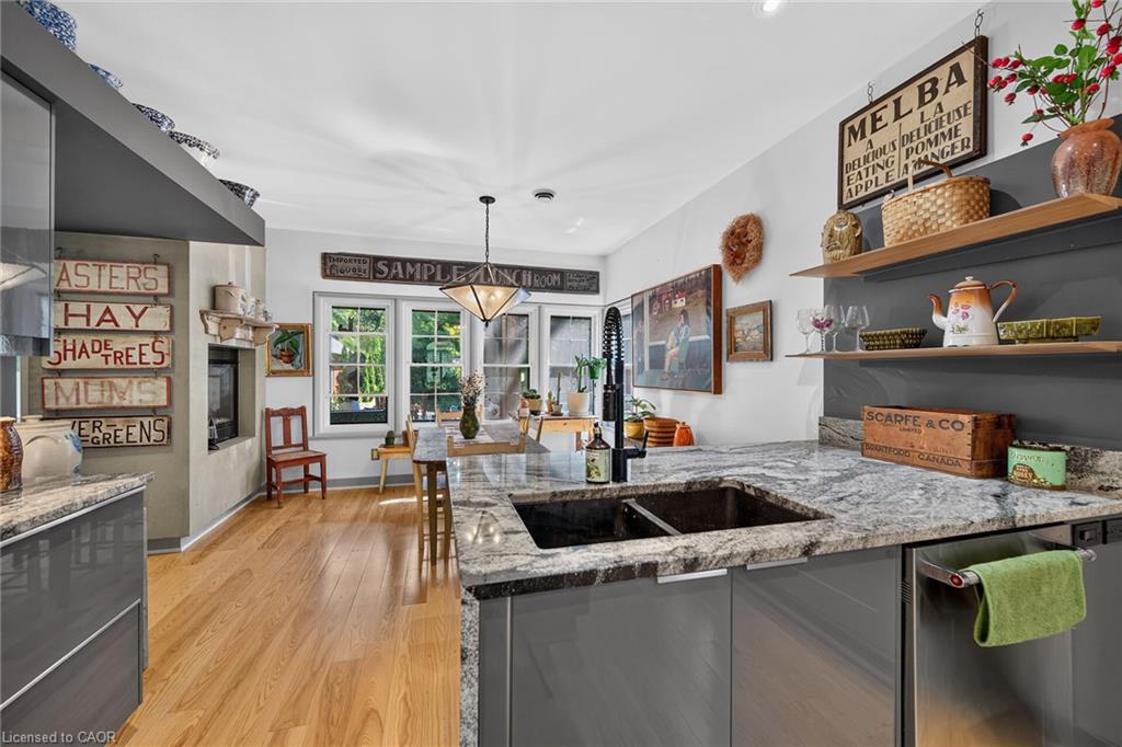 2074 Governors Road Property Photo 15