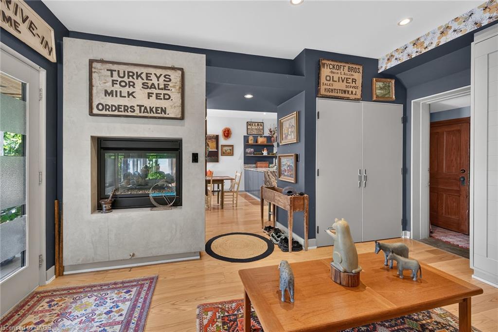 2074 Governors Road Property Photo 18