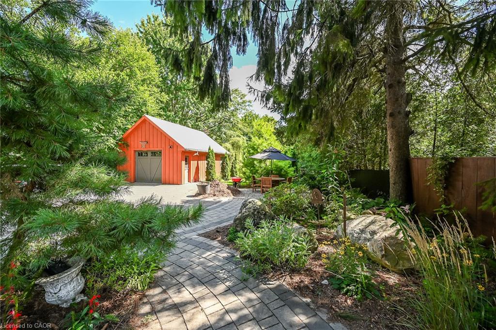 2074 Governors Road Property Photo 37