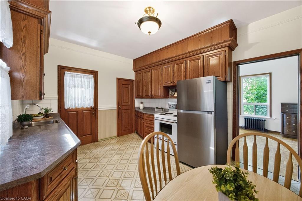 162 Mavety Street Property Photo 12