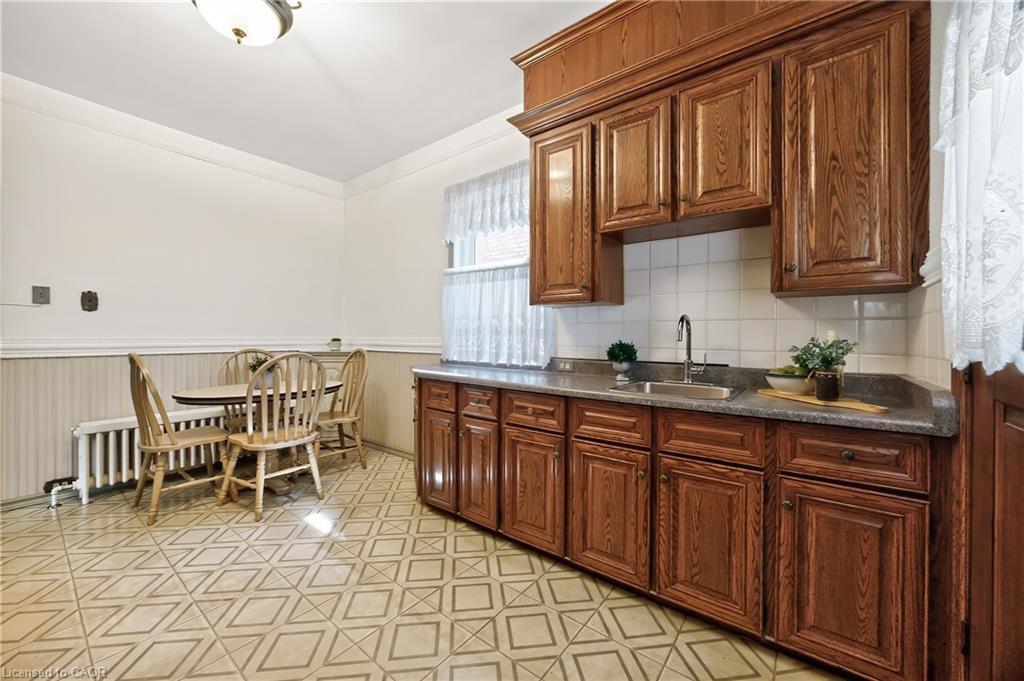 162 Mavety Street Property Photo 14