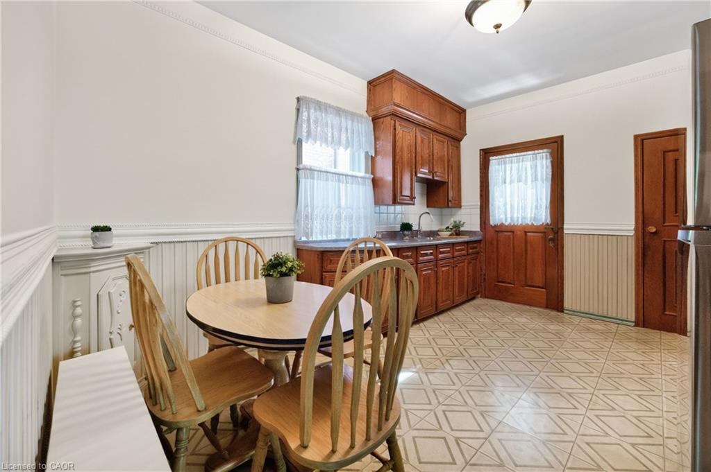 162 Mavety Street Property Photo 15
