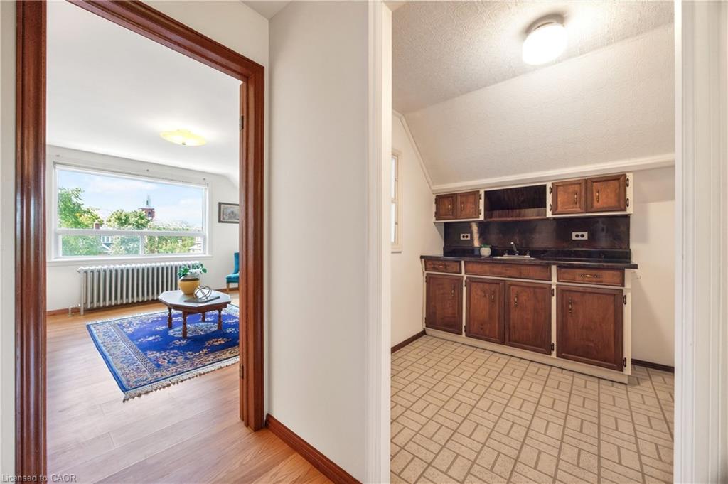 162 Mavety Street Property Photo 31