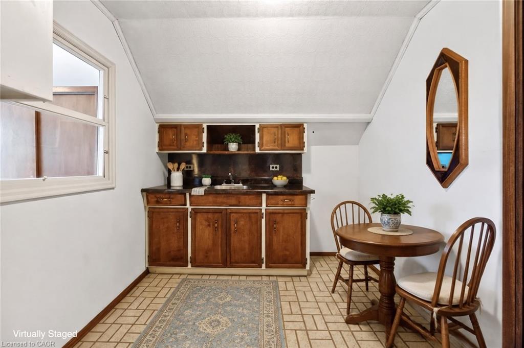 162 Mavety Street Property Photo 34