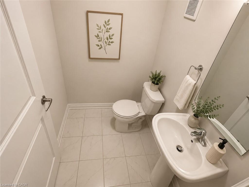 502-585 Colborne Street E Property Photo 11