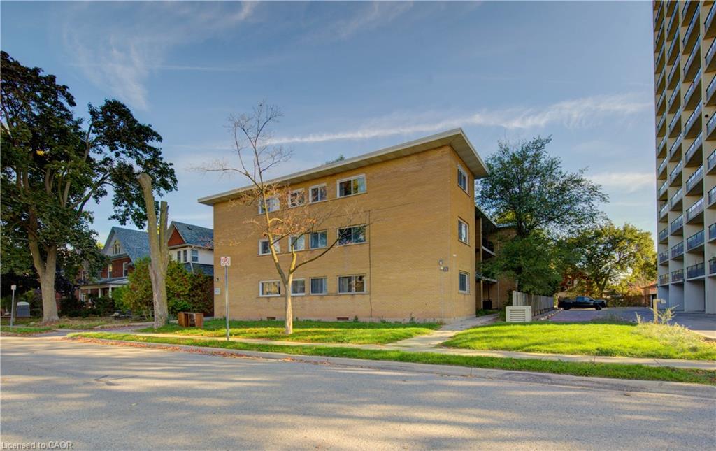 50 Gordon Avenue Property Photo 2