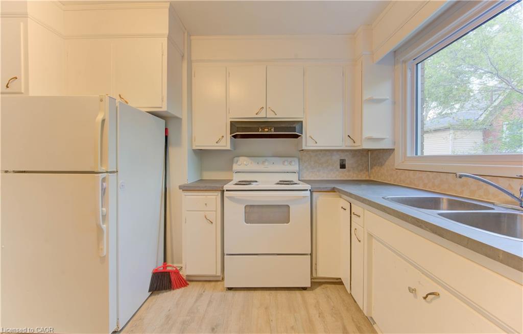 50 Gordon Avenue Property Photo 13