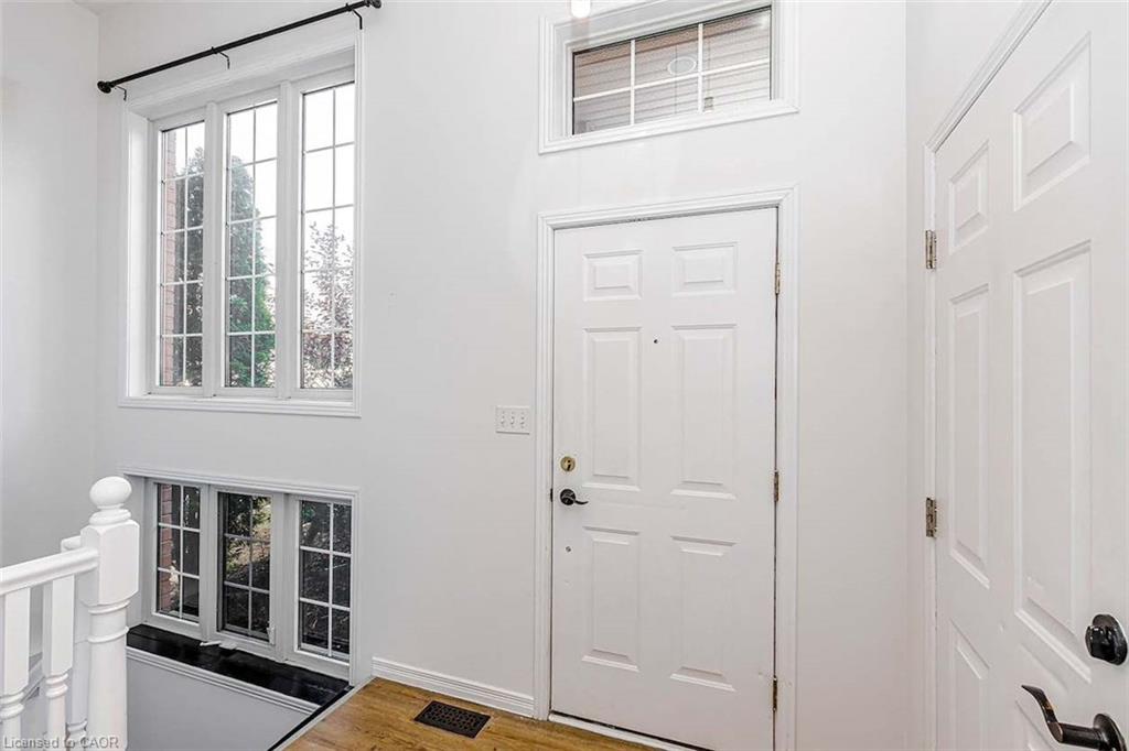 47 Queensway Drive Property Photo 3