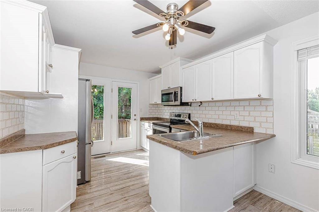 47 Queensway Drive Property Photo 11