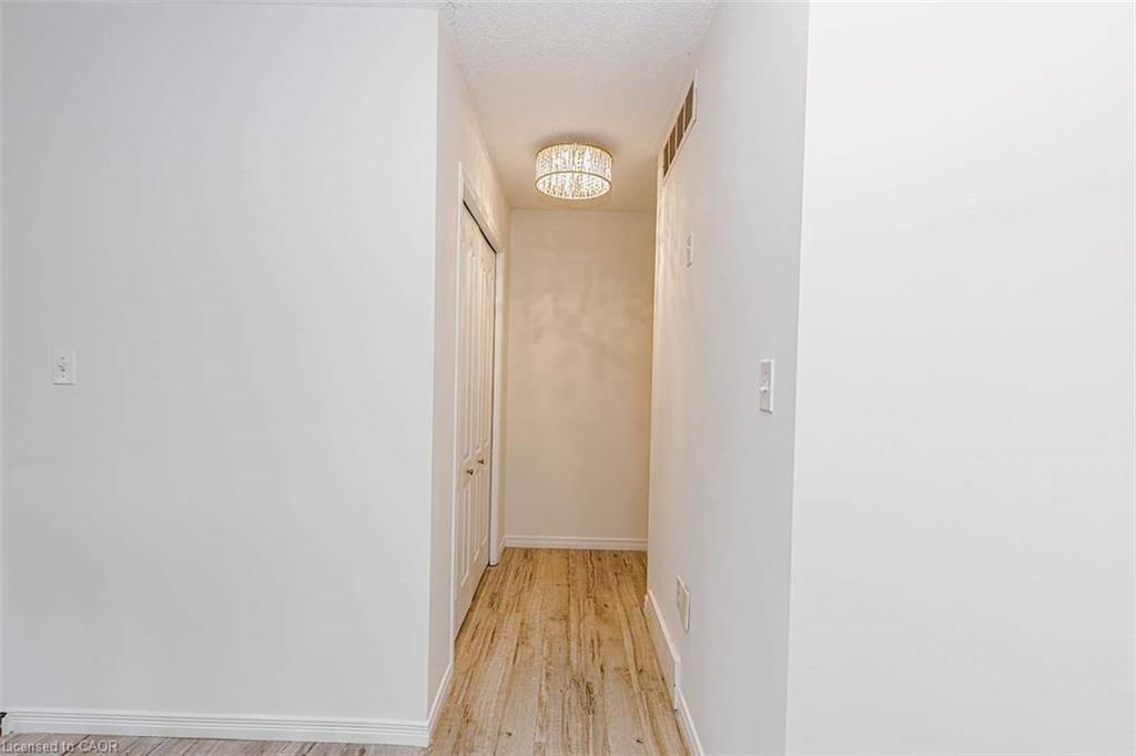 47 Queensway Drive Property Photo 13